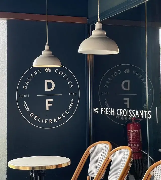 Deli France In Outlet Image